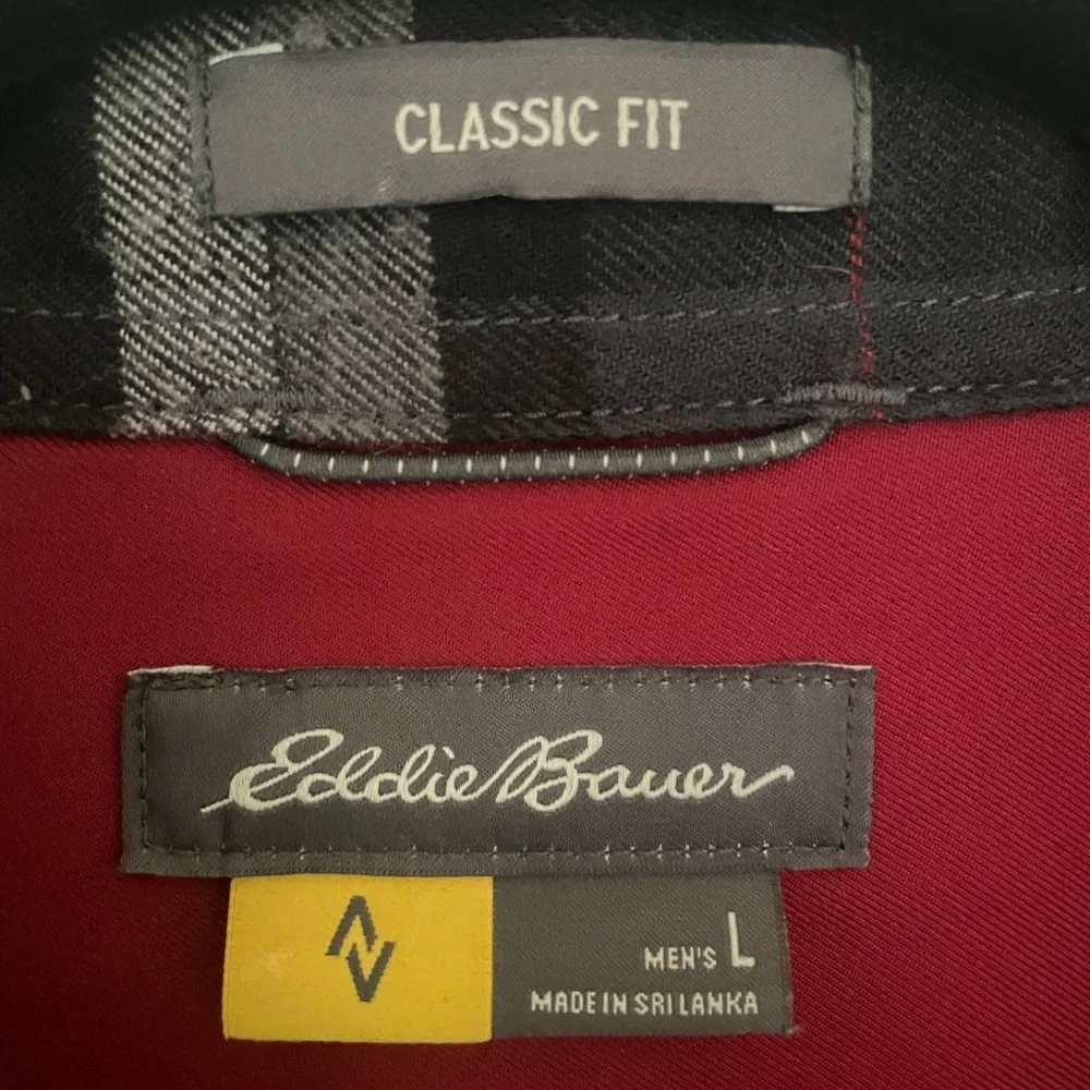 Eddie Bauer Black and Gray Plaid Button-Up Shirt - Picture 8 of 10